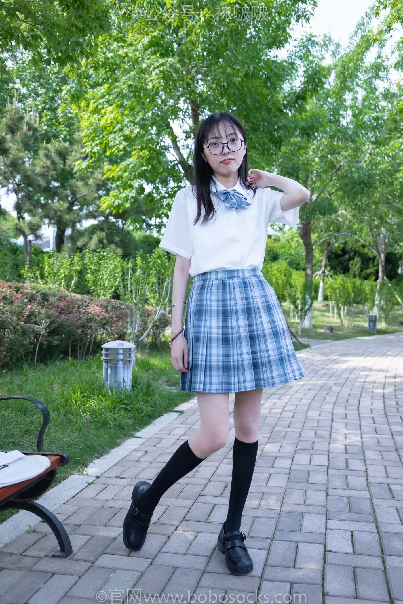 [BoBoSocks袜啵啵]NO.007 稚予-JK制服、皮鞋、黑色中筒棉袜、肉丝 [143P]插图7